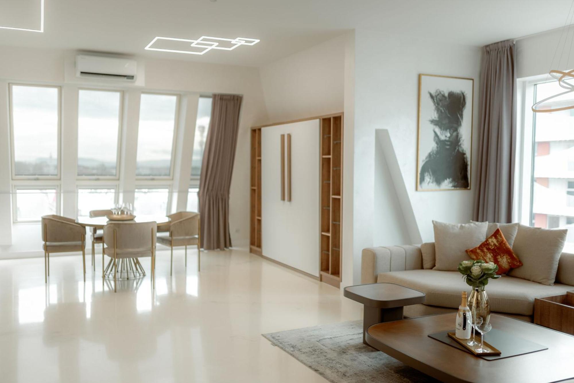 Hotel Ned *